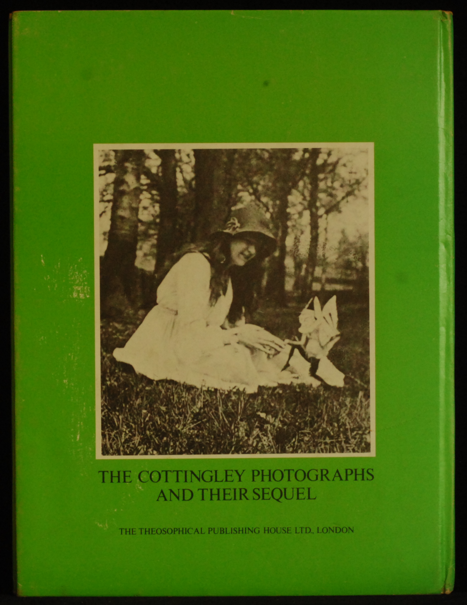 mbb007220b_-_Gardner_Edward_L_-_Fairies.The_Cottingley_Photographs_And_Their_Sequel.jpg