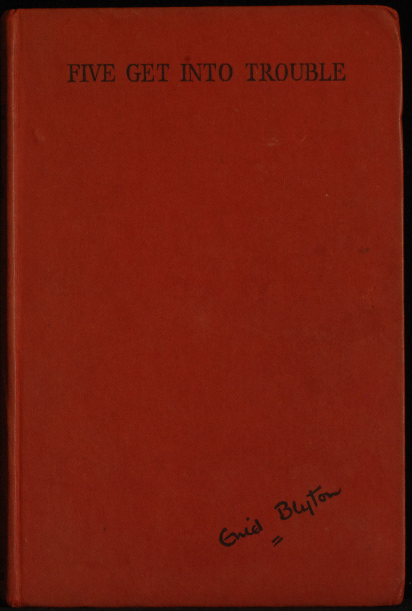mbb007273a_-_Blyton_Enid_-_Five_Get_Into_Trouble_-_EILEEN_A_SOPER.jpg