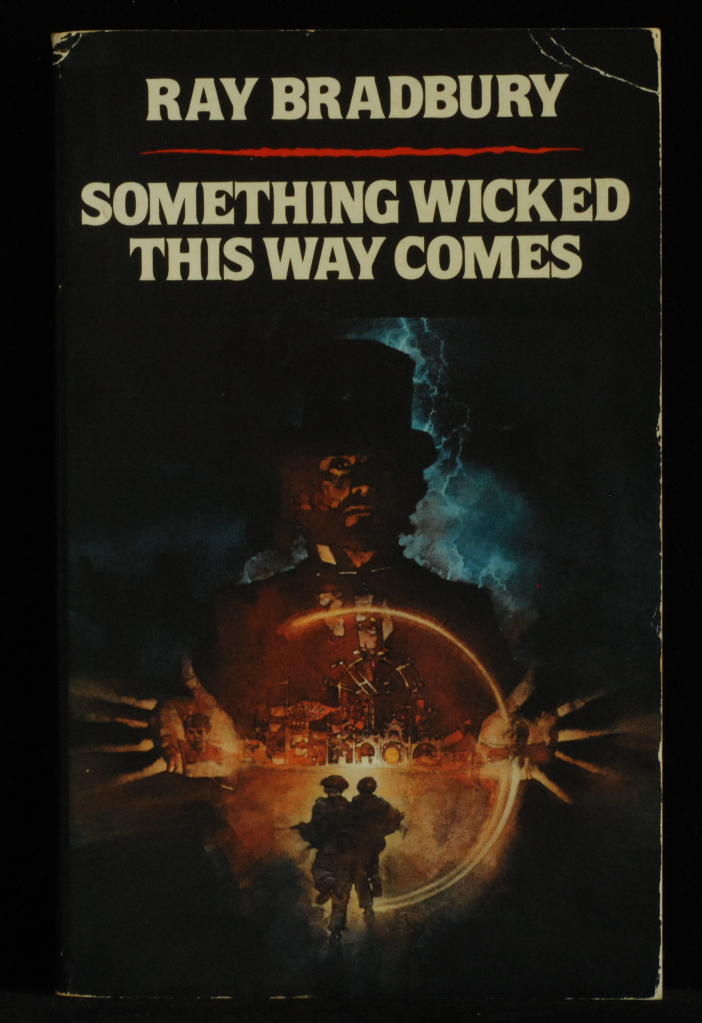 mbb007352a_-_Bradbury_Ray_-_Something_Wicked_This_Way_Comes.jpg