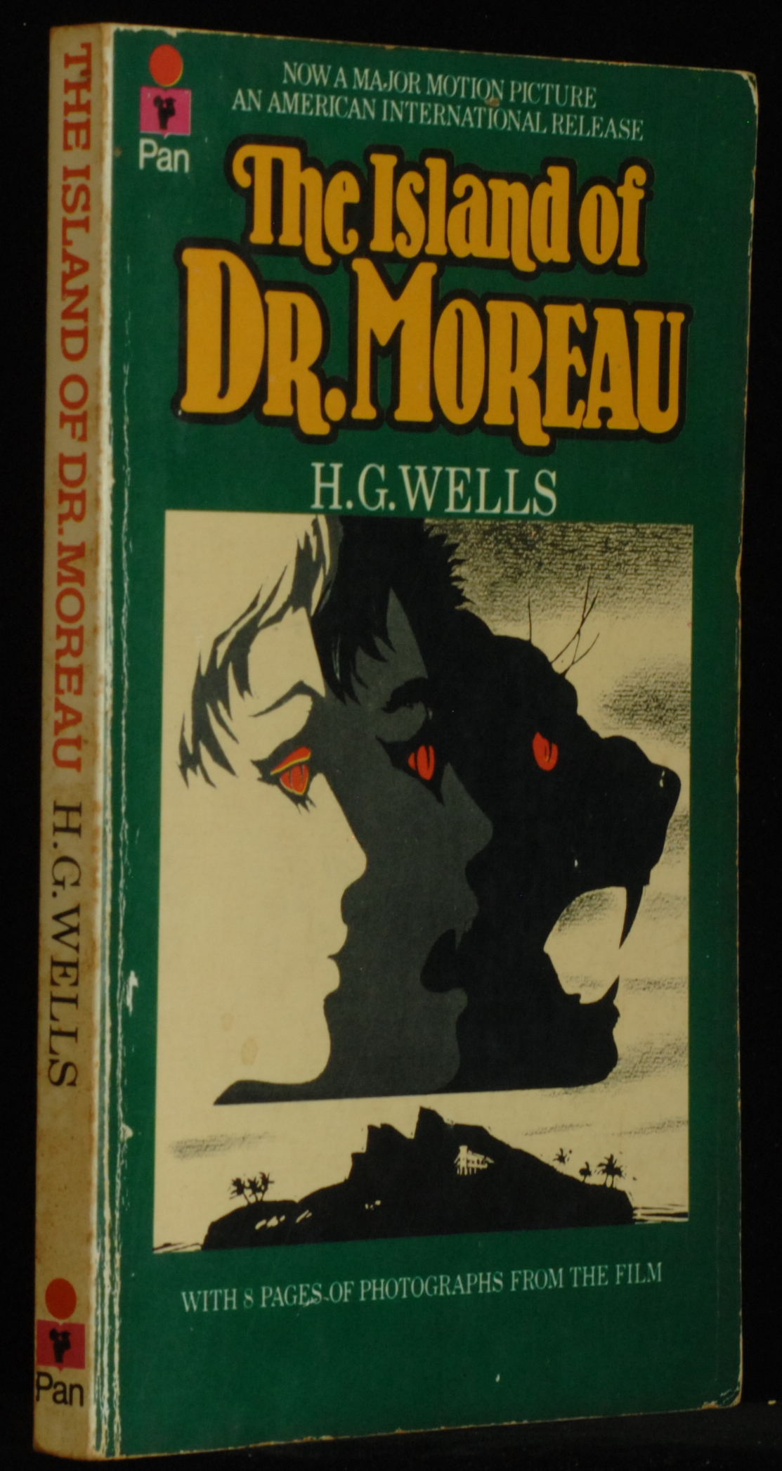 mbb007375a_-_Wells_H_G_-_The_Island_Of_Dr_Moreau.jpg