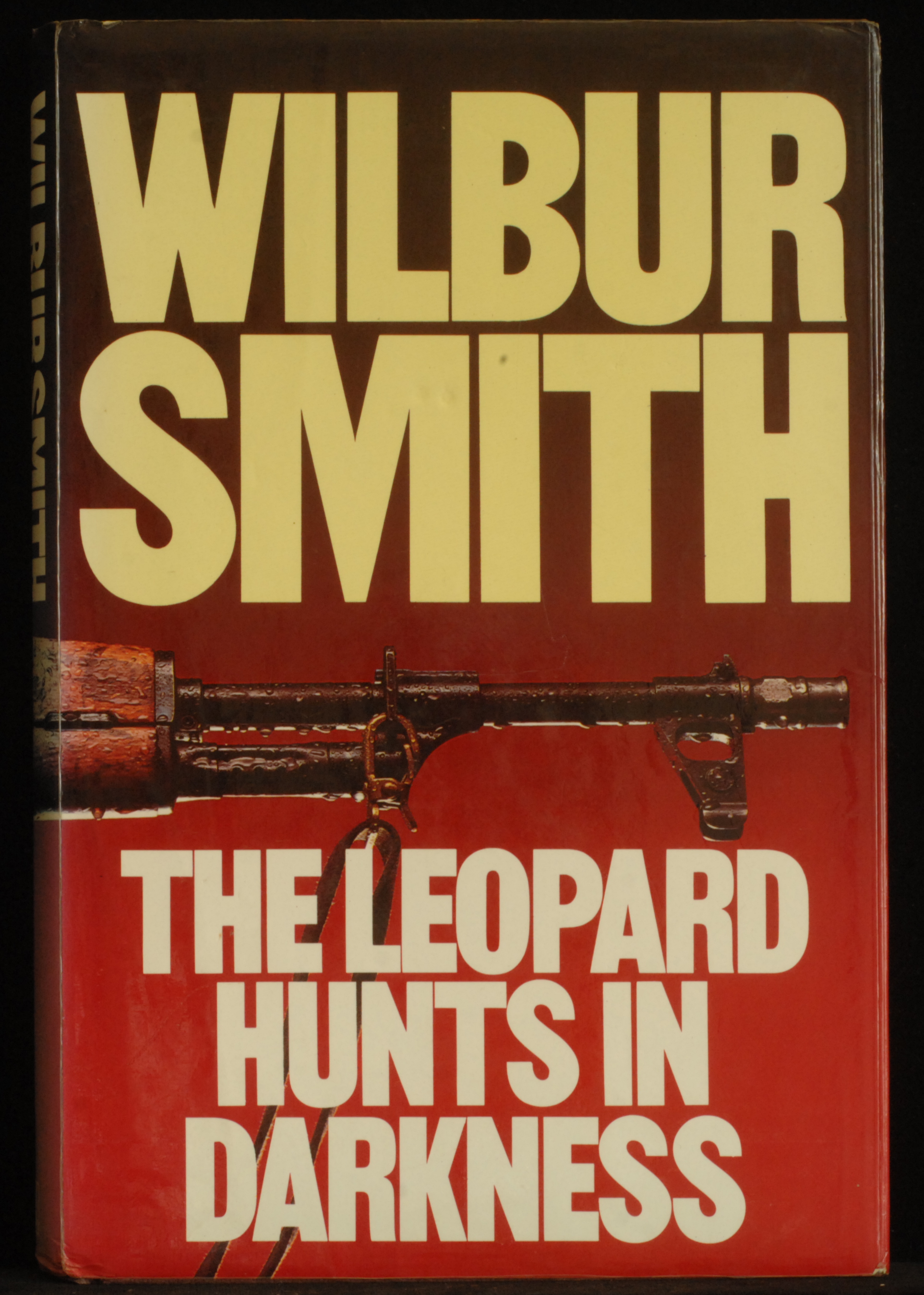 mbb007400a_-_Smith_Wilbur_-_The_Leopard_Hunts_In_Darkness.jpg