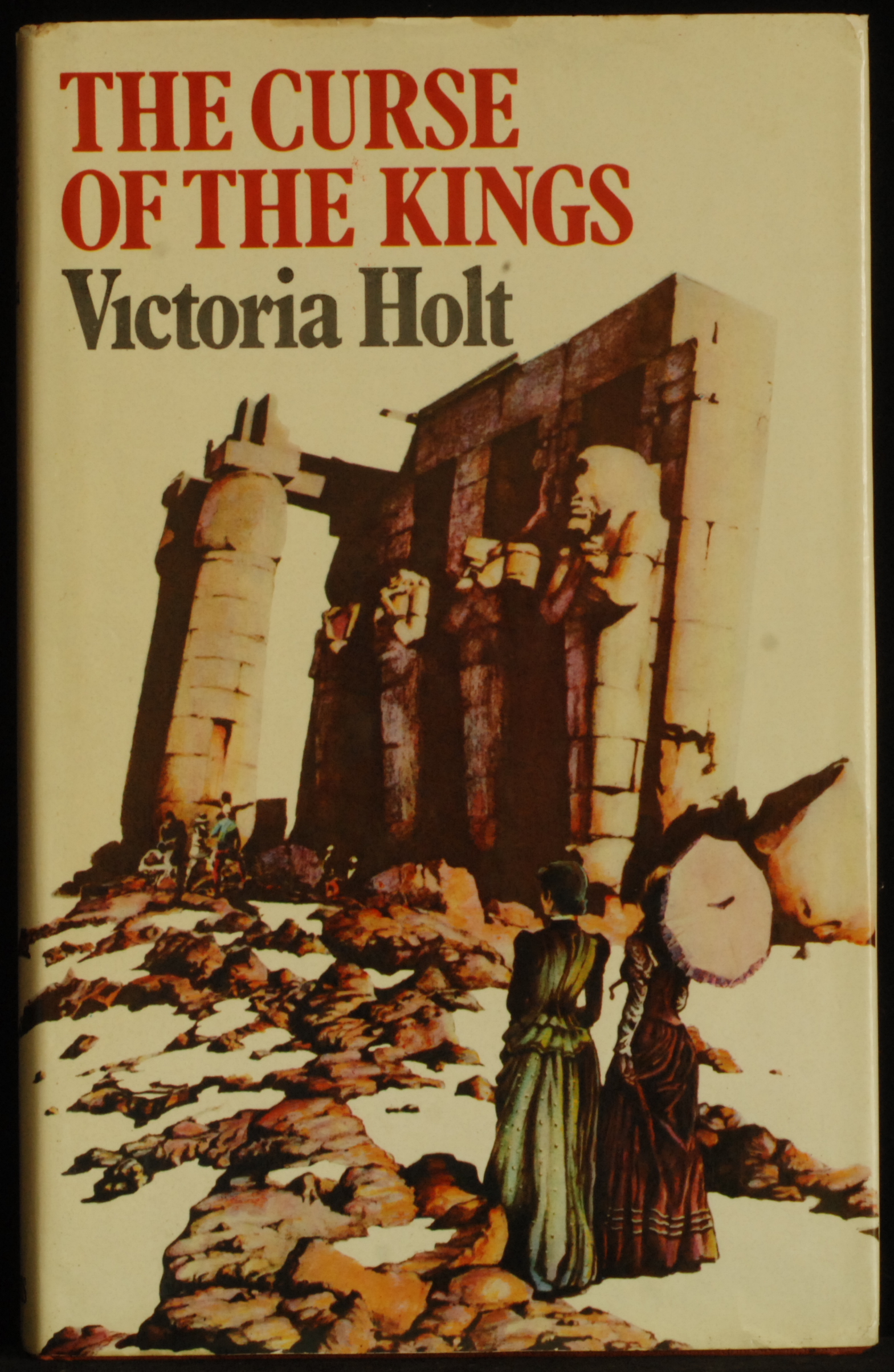 mbb007403a_-_Holt_Victoria_-_The_Curse_Of_Kings.jpg