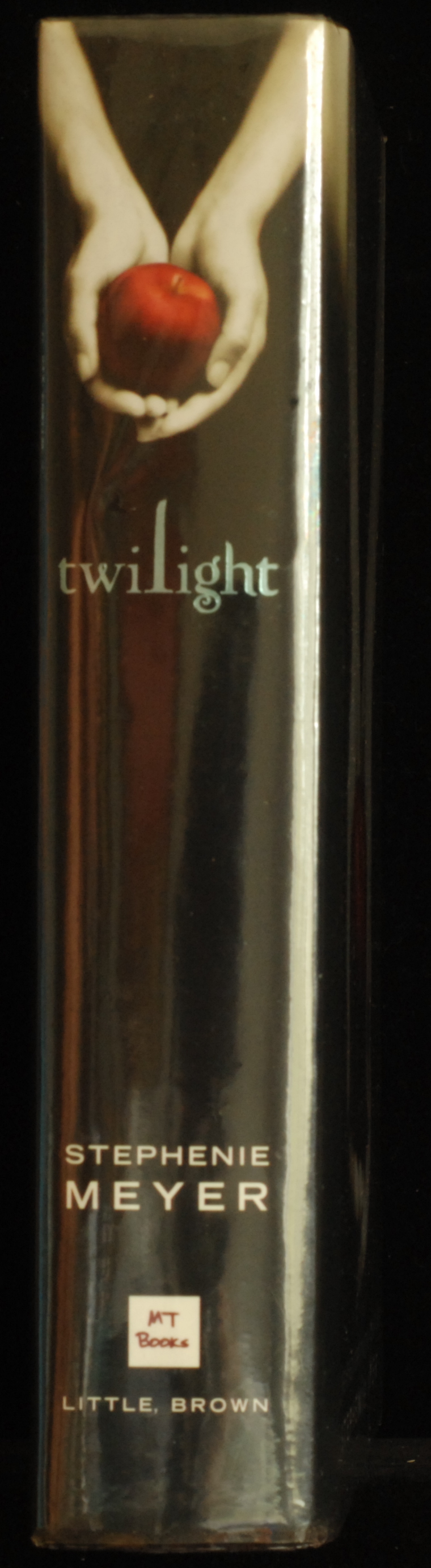 mbb007457c_-_Meyer_Stephenie_-_Twilight.jpg